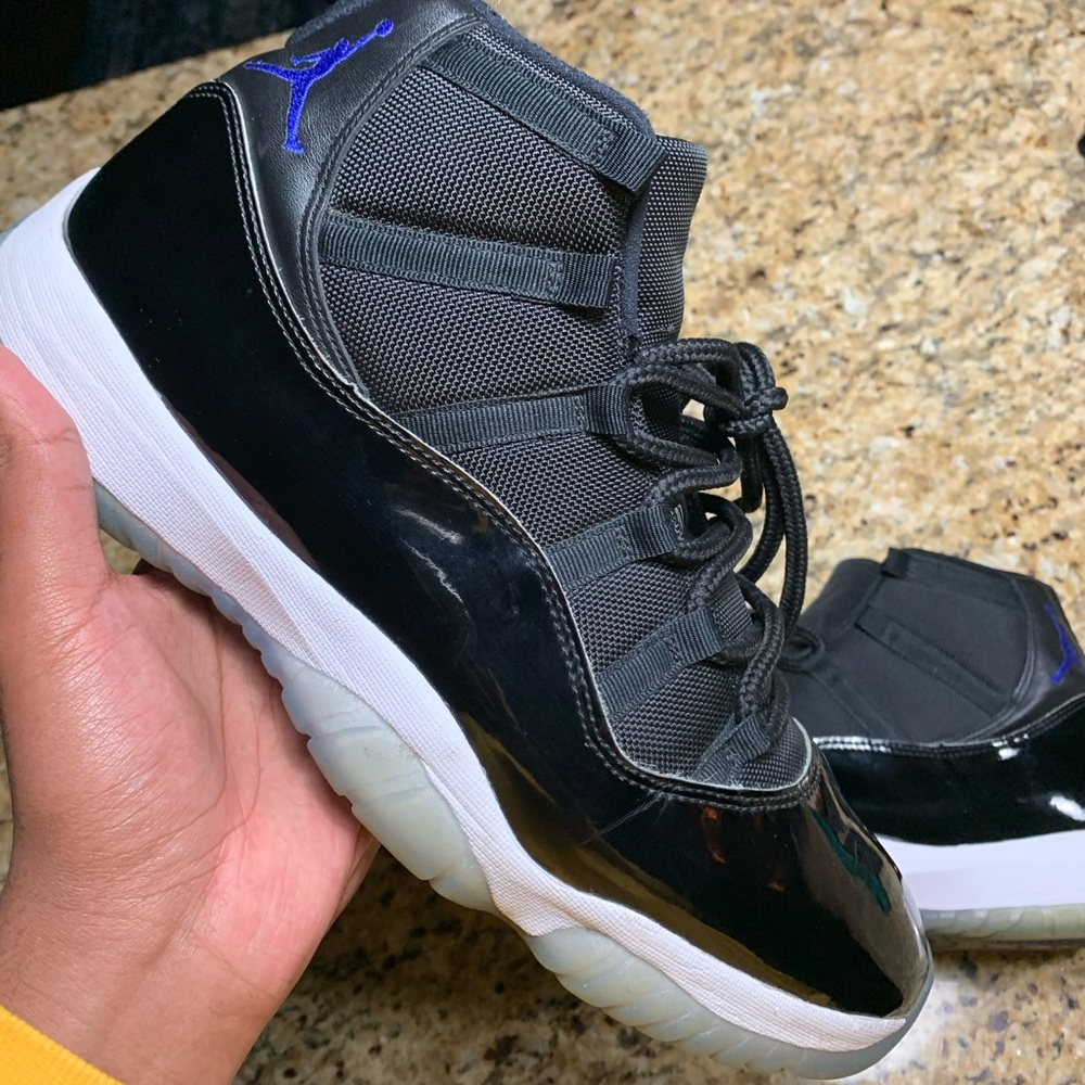 Jordan 11 “Space Jam” 2016 Edition